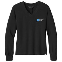 Load image into Gallery viewer, TravisMathew Women's Long Weekend V Neck